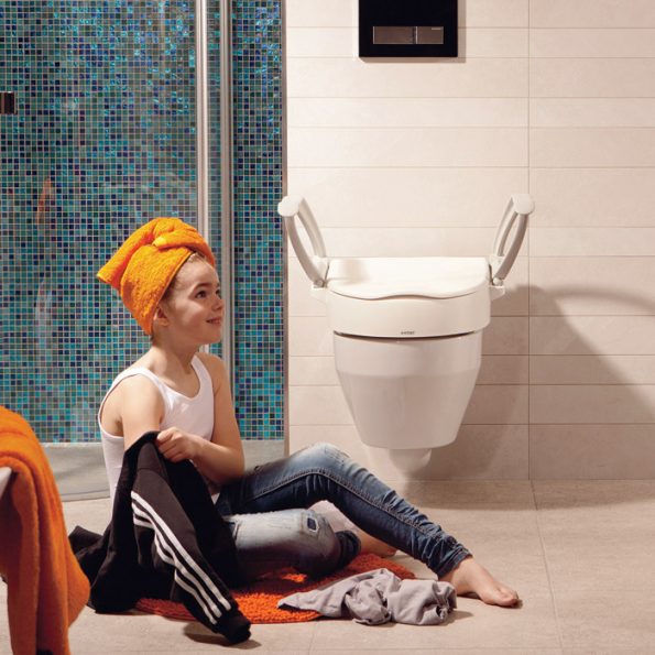 Etac Cloo Toilet Raiser with Armrests - Image 2