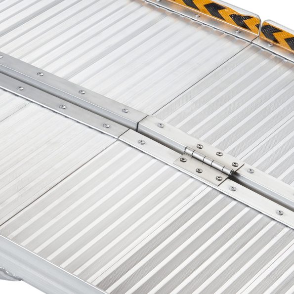 Kartrite 6ft Aluminium Foldable Wheelchair Ramp Non-Slip R02 Silver - Image 4
