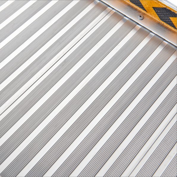 Kartrite 6ft Aluminium Foldable Wheelchair Ramp Non-Slip R02 Silver - Image 6